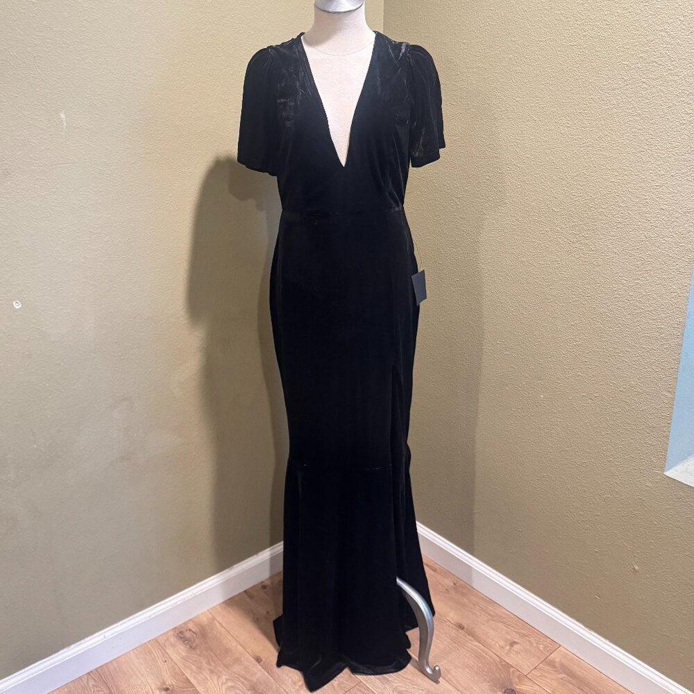 Lulus Black Plunge V-Neck Flutter Sleeve Maxi Dress | NWOT | M